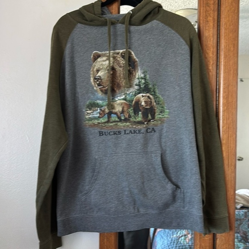 Hoodie from Bucks Lake, California brown bear size large